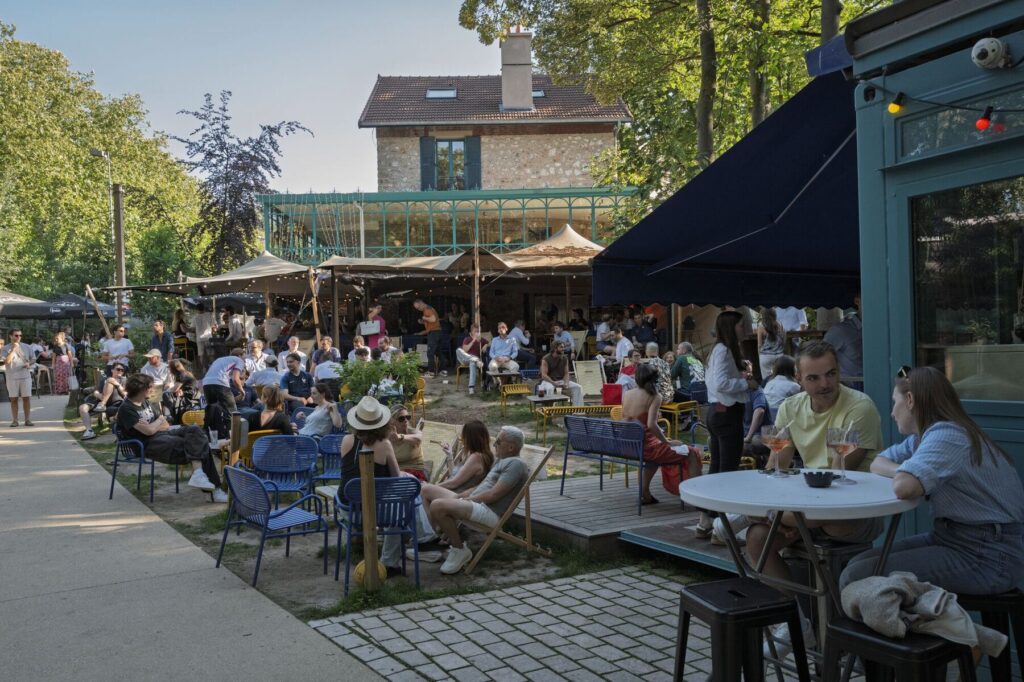 La Guinguette des Belles Aires et son jardin au bord de Seine