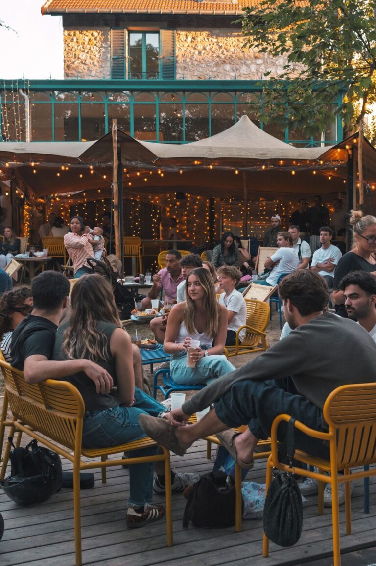 Soirée animée à la Guinguette des Belles Aires